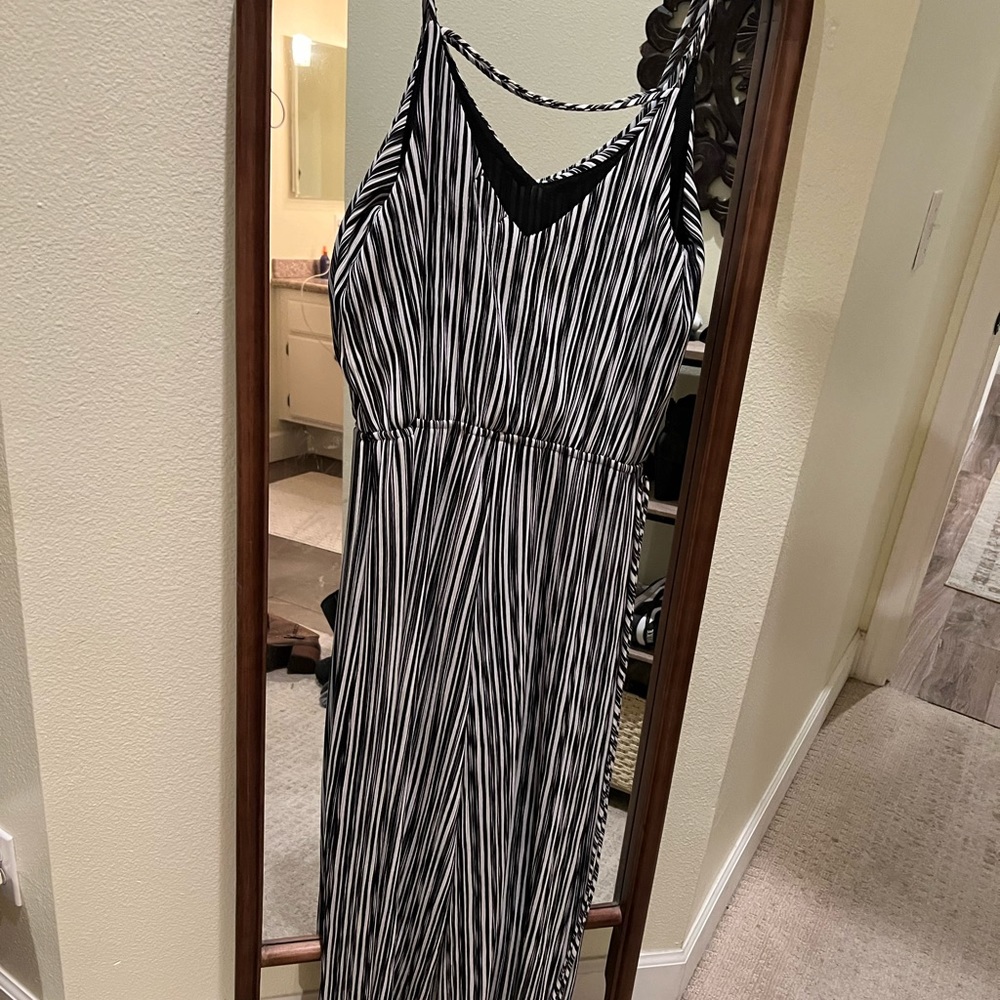 Romper with drawstring - Picture 2 of 2